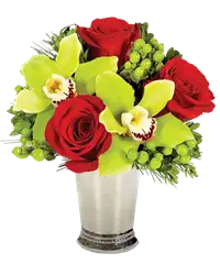 Bouquet con orchidee e rose